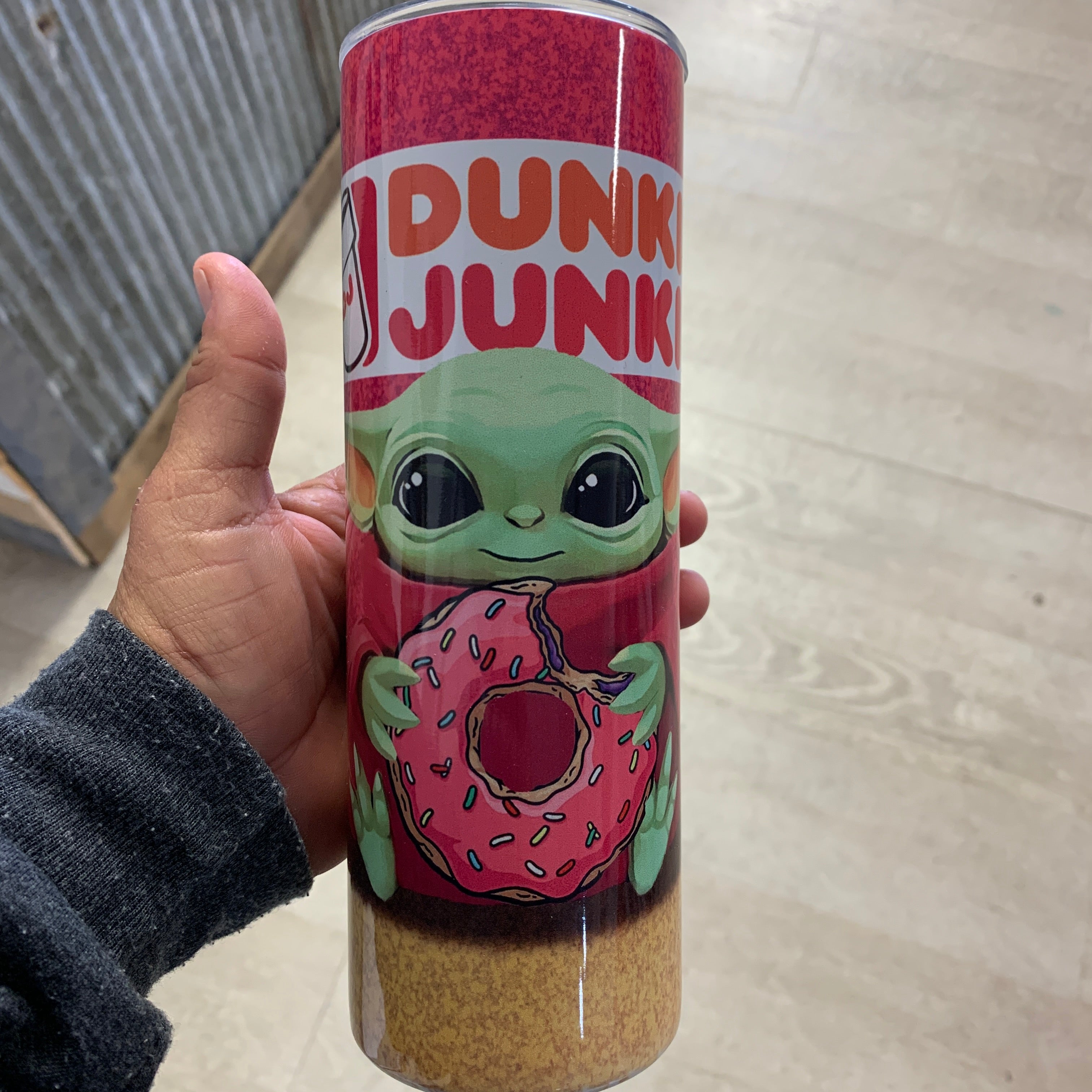 Dunkie Junkie Baby Yoda, 20 oz tumbler w/ straw