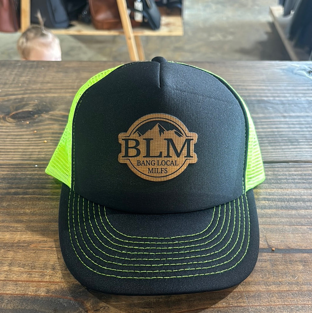 BLM bang local MILFS(guy hat)