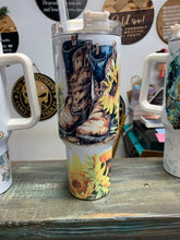 Load image into Gallery viewer, Cowboy boots /Sunflower 40oz cup
