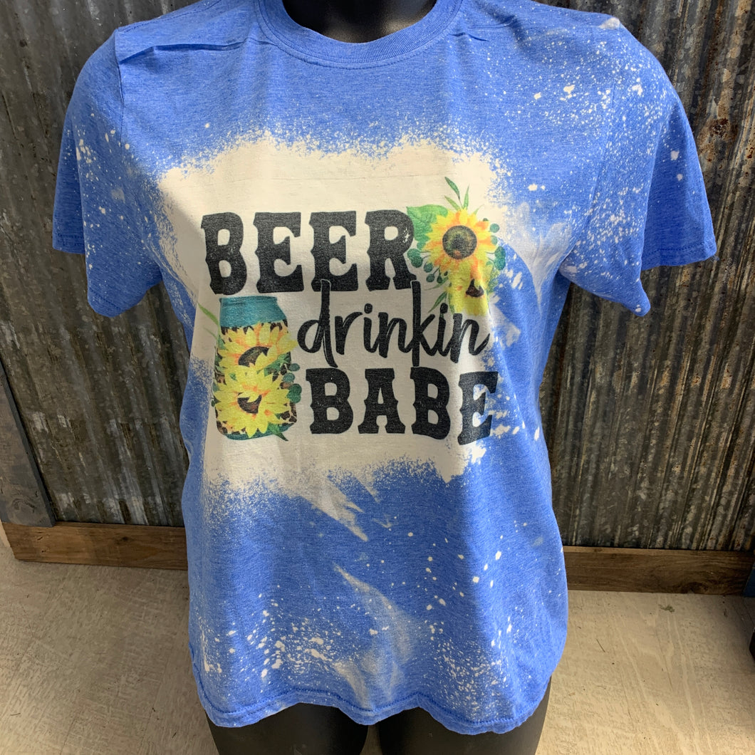 Beer drinking babe bleach t-shirt
